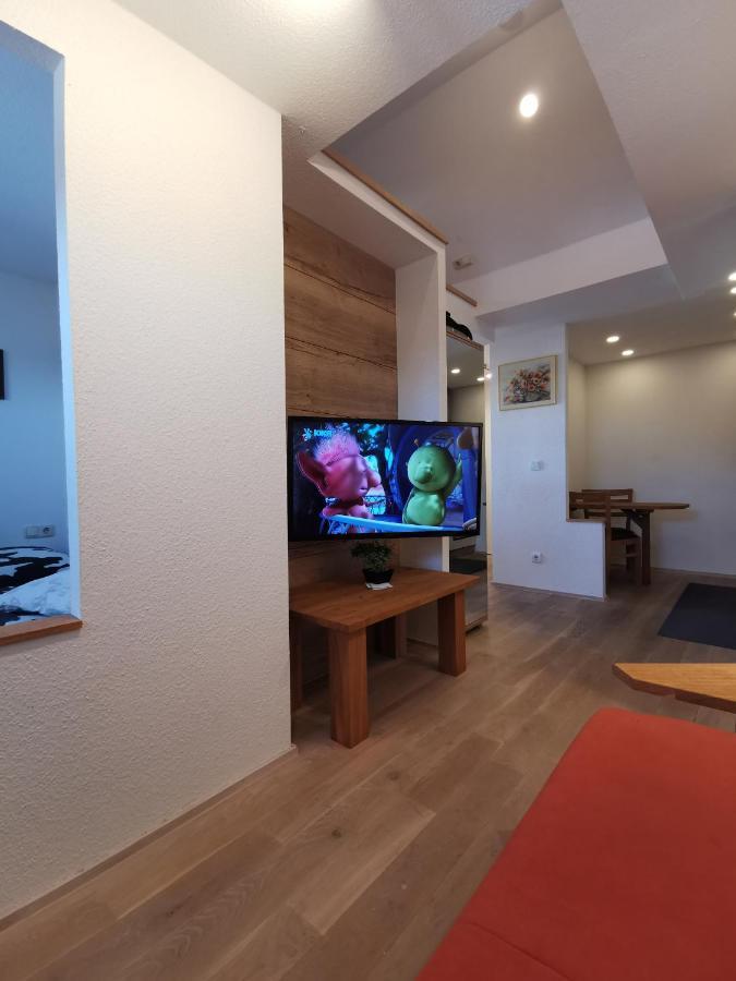 Ferienwohnung Und Pension Guertler ヴェルダウ エクステリア 写真